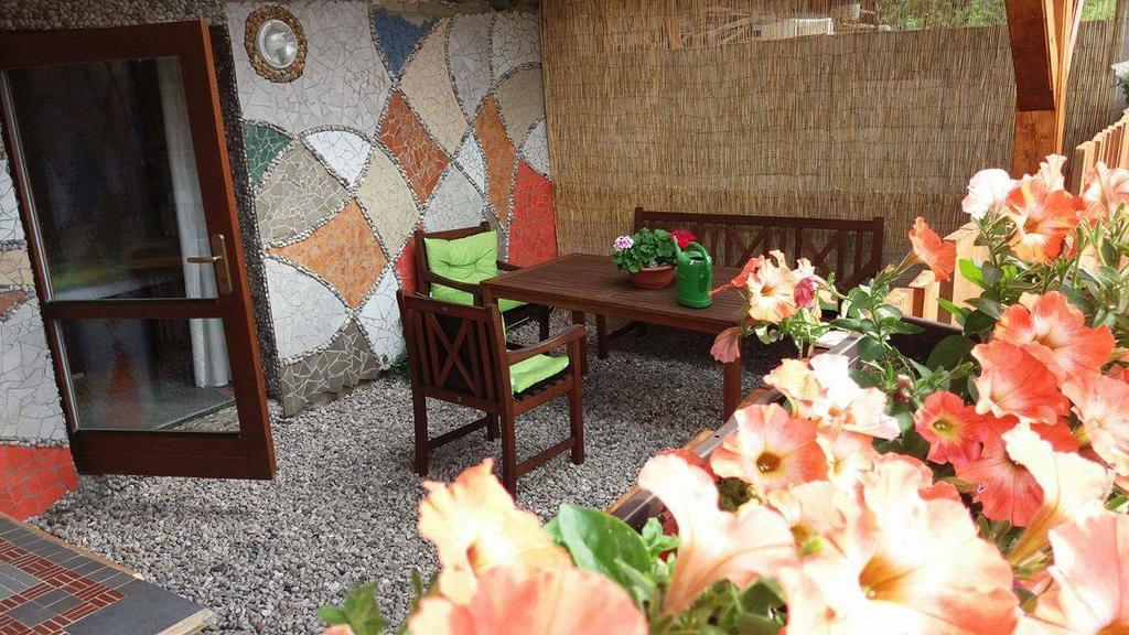 Apartmany Sharka -Sarka Justrova Дечин Екстер'єр фото